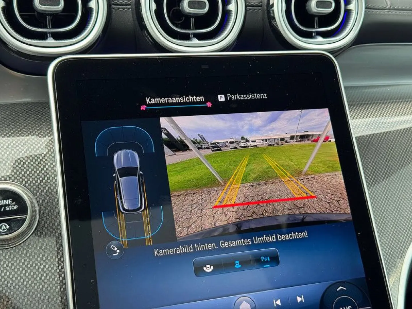 GLC 200 4M   AMG SPUR PANO AHK KAMERA PDC SHZ