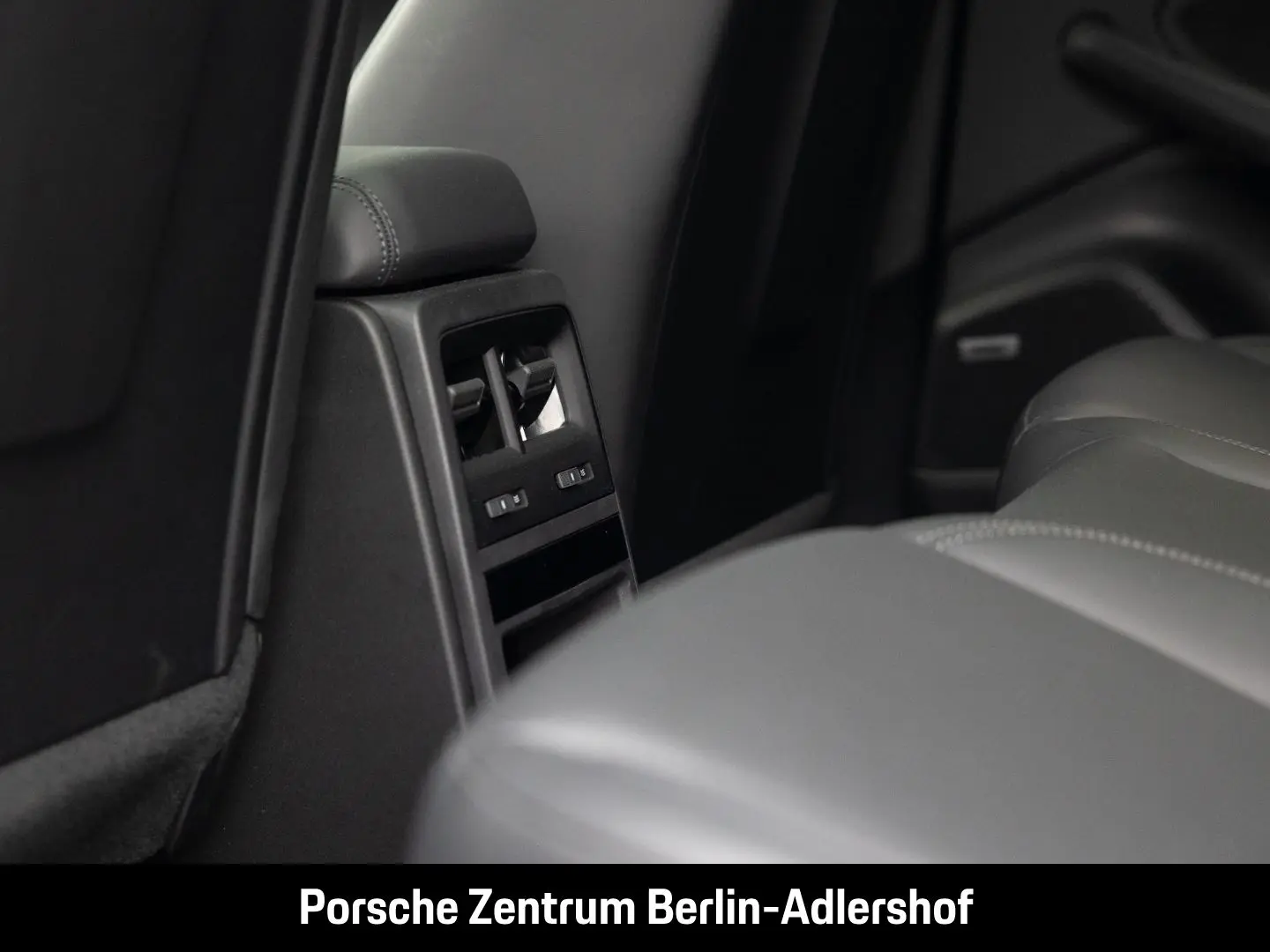 Macan 4 InnoDrive Abstandstempomat LED-Matrix