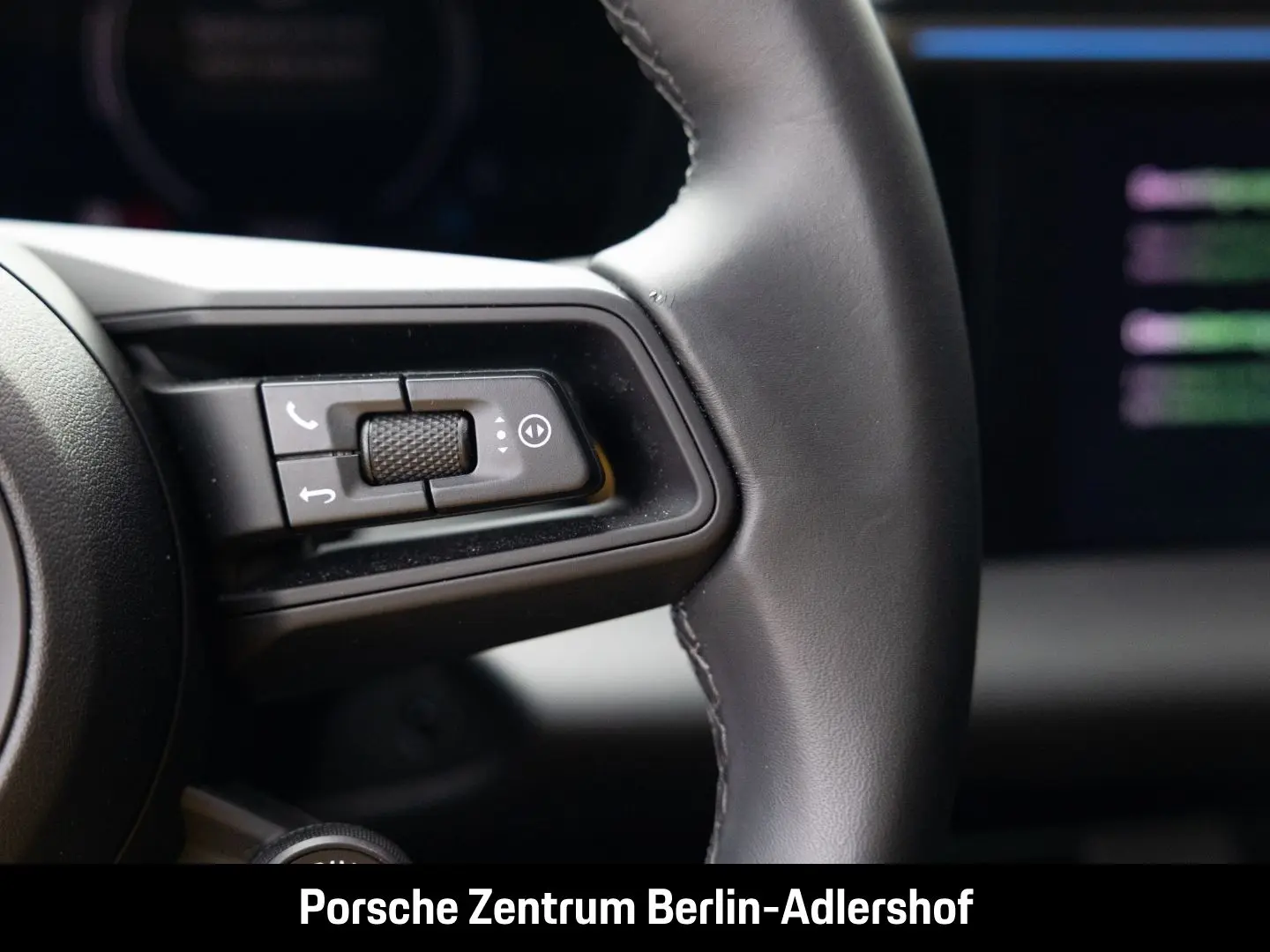 Macan 4 InnoDrive Abstandstempomat LED-Matrix