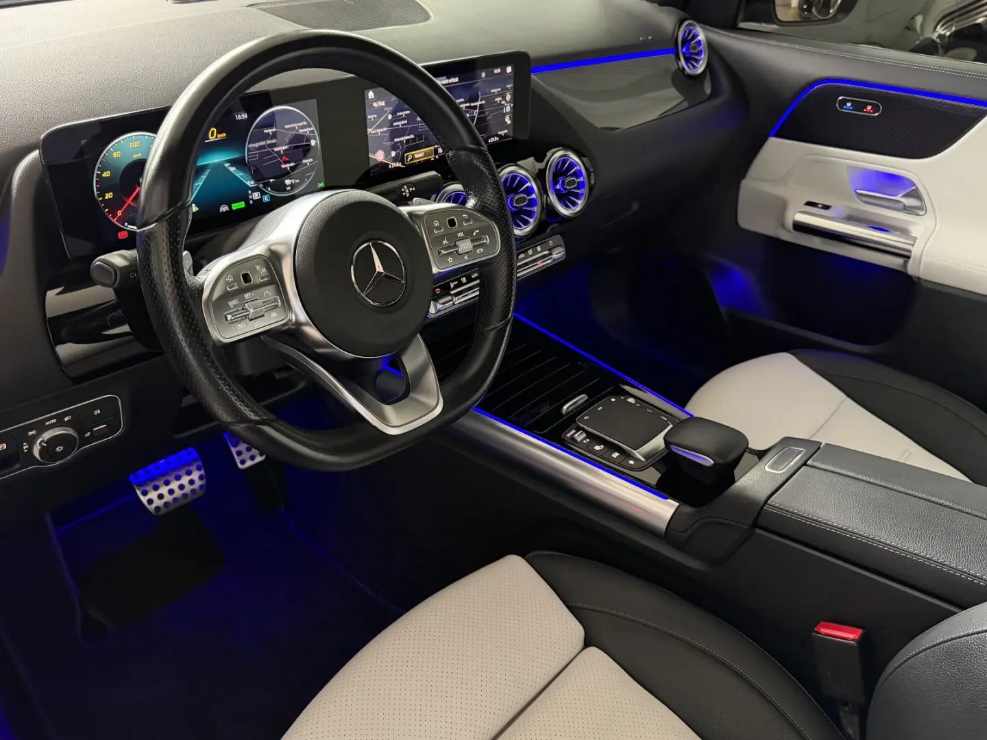 GLA 250e ACC 3x AMG PANO 360 KEY BELÜFTUNG 19'