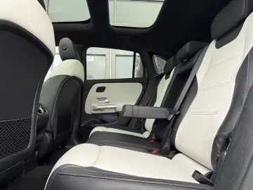 GLA 250e ACC 3x AMG PANO 360 KEY BELÜFTUNG 19'
