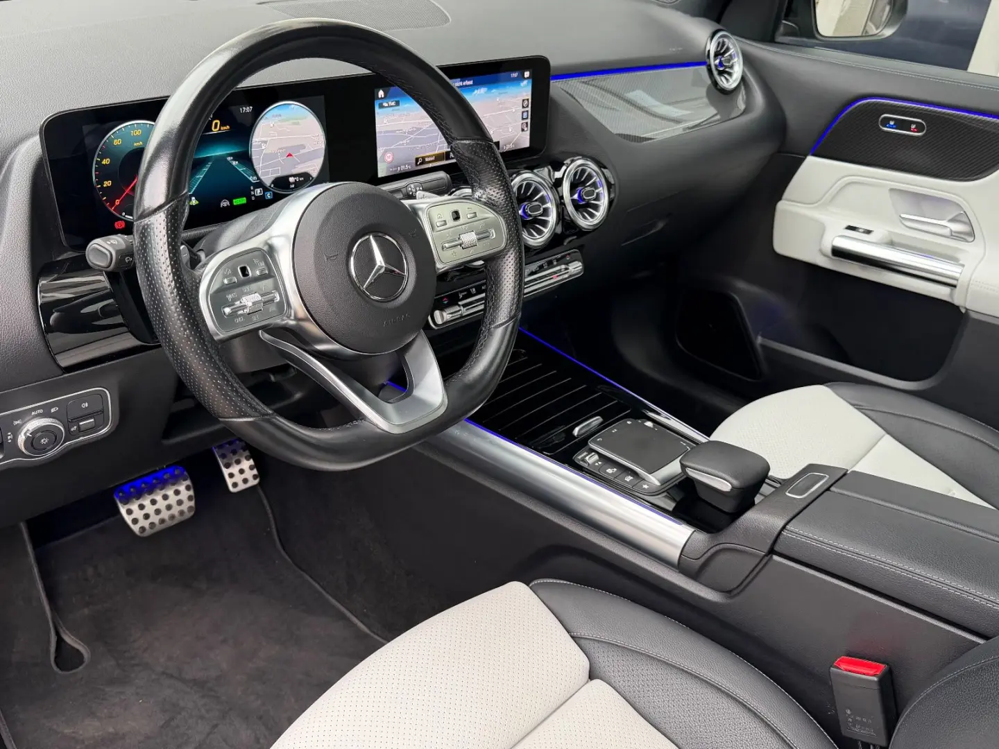 GLA 250e ACC 3x AMG PANO 360 KEY BELÜFTUNG 19'