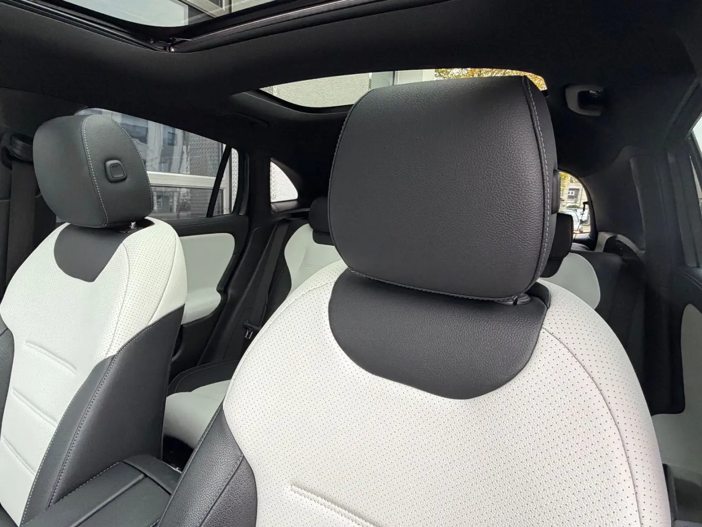 GLA 250e ACC 3x AMG PANO 360 KEY BELÜFTUNG 19'