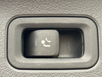 GLA 250e ACC 3x AMG PANO 360 KEY BELÜFTUNG 19'