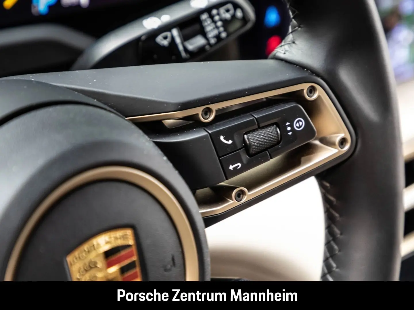 Taycan Sport Turismo Luft Chrono Pano Range Mana