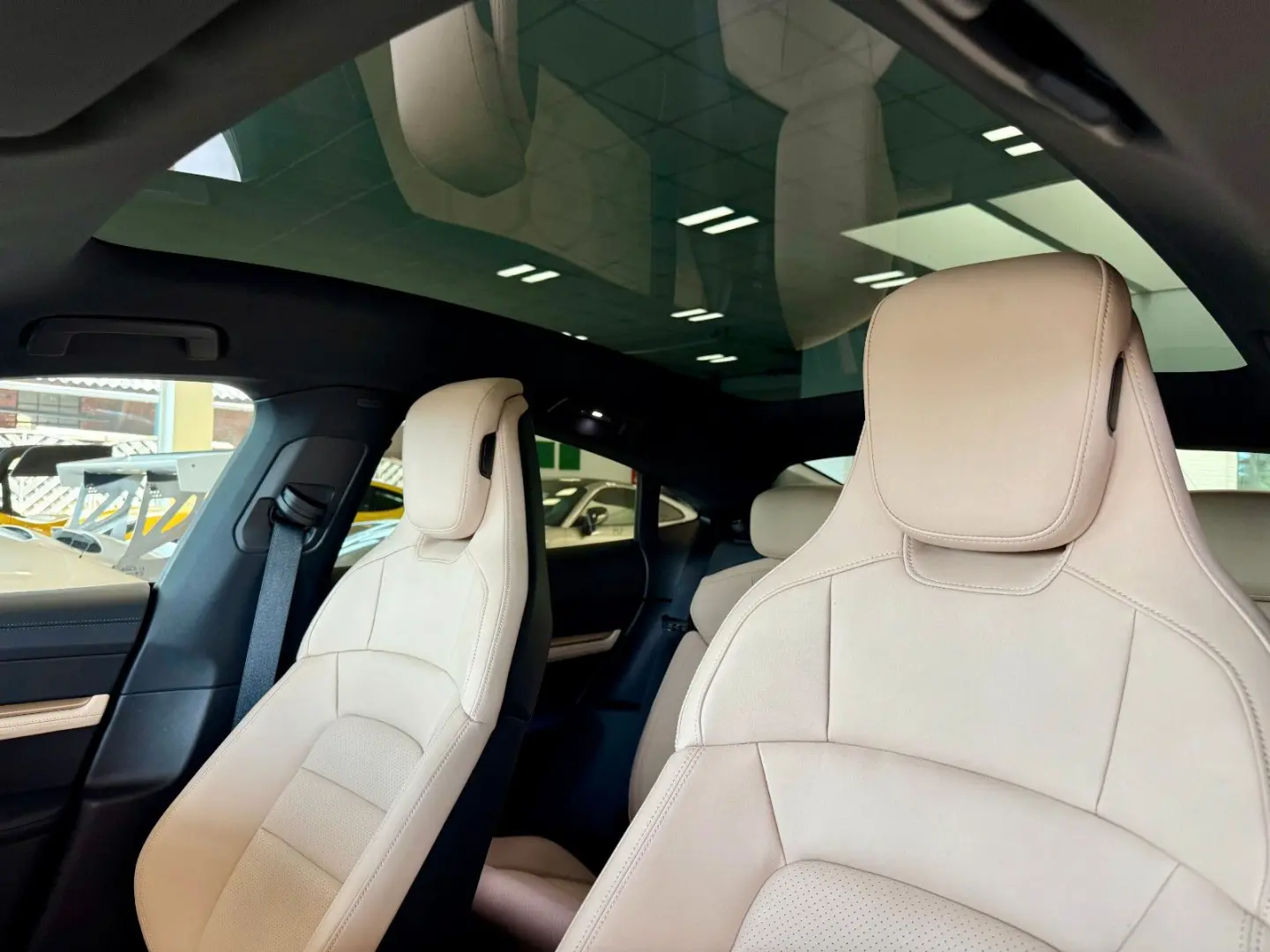 Taycan Performance HeadUP Panorama APPROVED
