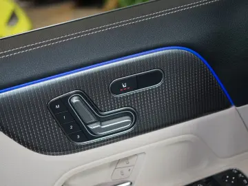 GLA 180 LED CAMERA Beige