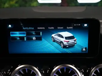 GLA 180 LED CAMERA Beige