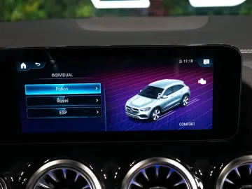 GLA 180 LED CAMERA Beige