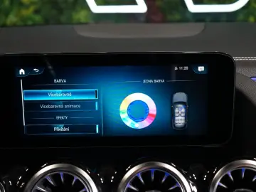 GLA 180 LED CAMERA Beige