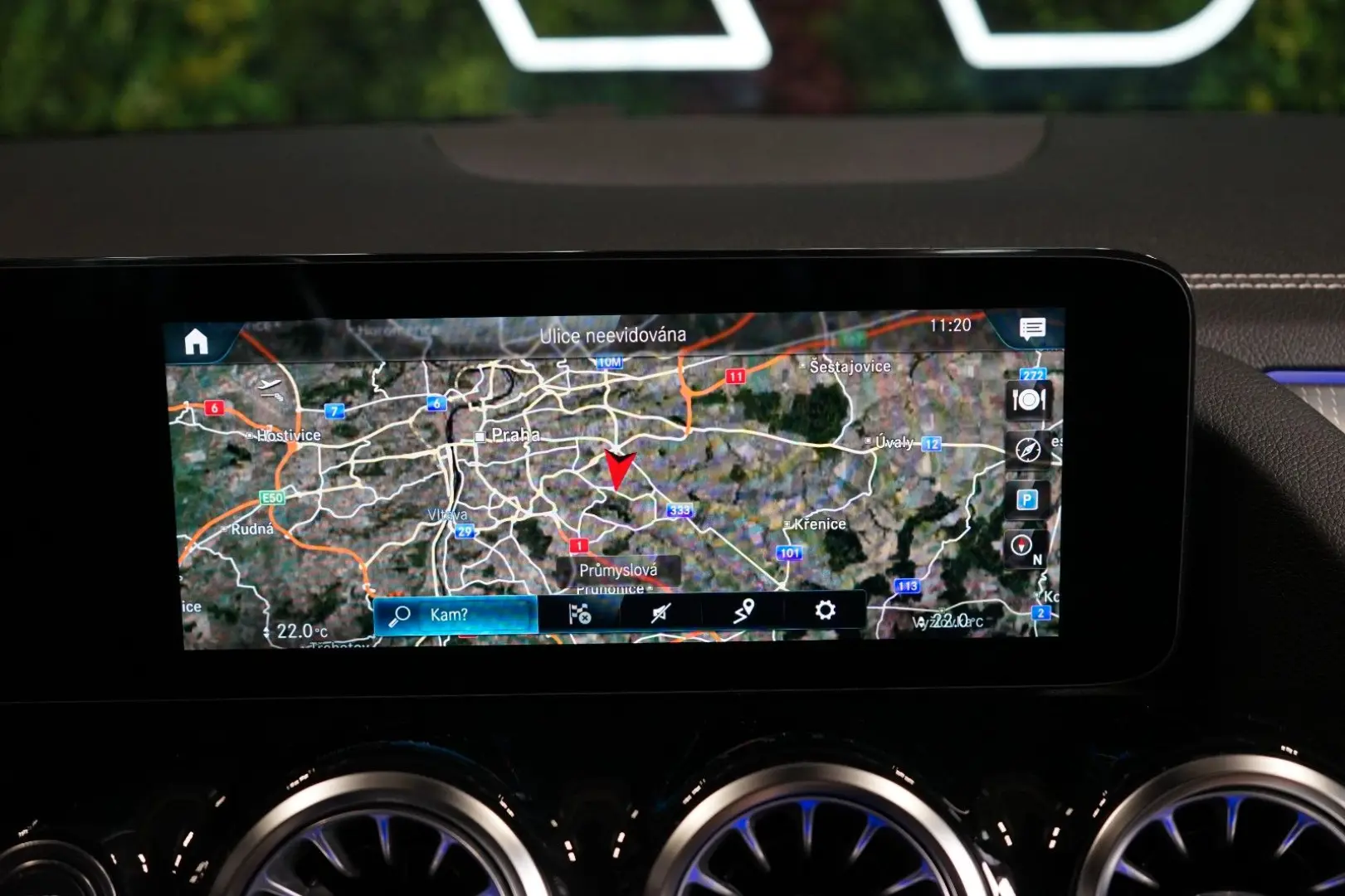 GLA 180 LED CAMERA Beige