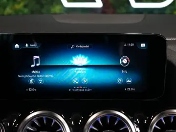 GLA 180 LED CAMERA Beige