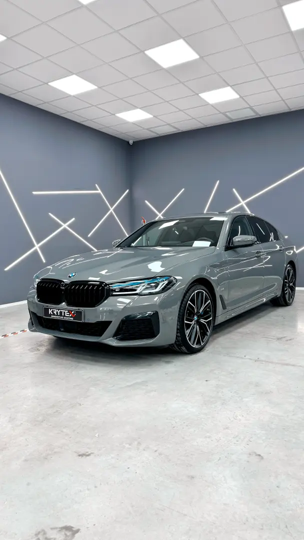 BMW 545