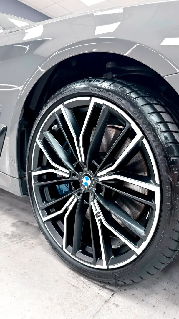 BMW 545
