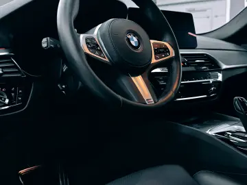 BMW 545