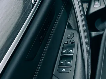 BMW 545