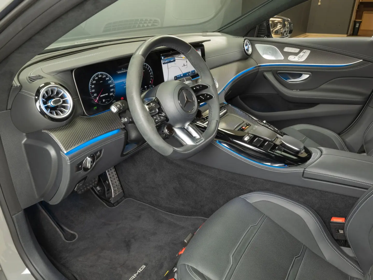 AMG GT 63 S E Performance Multibeam Pano Distro