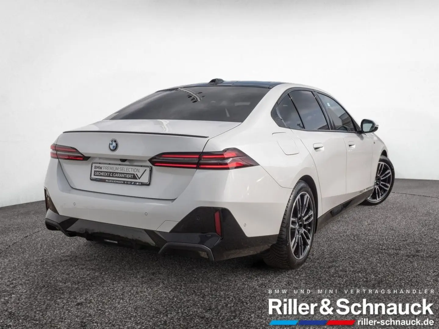 520i M Sport Pro PANO STANDHZG 360 KAM HUD