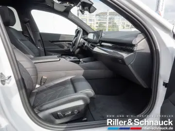 520i M Sport Pro PANO STANDHZG 360 KAM HUD