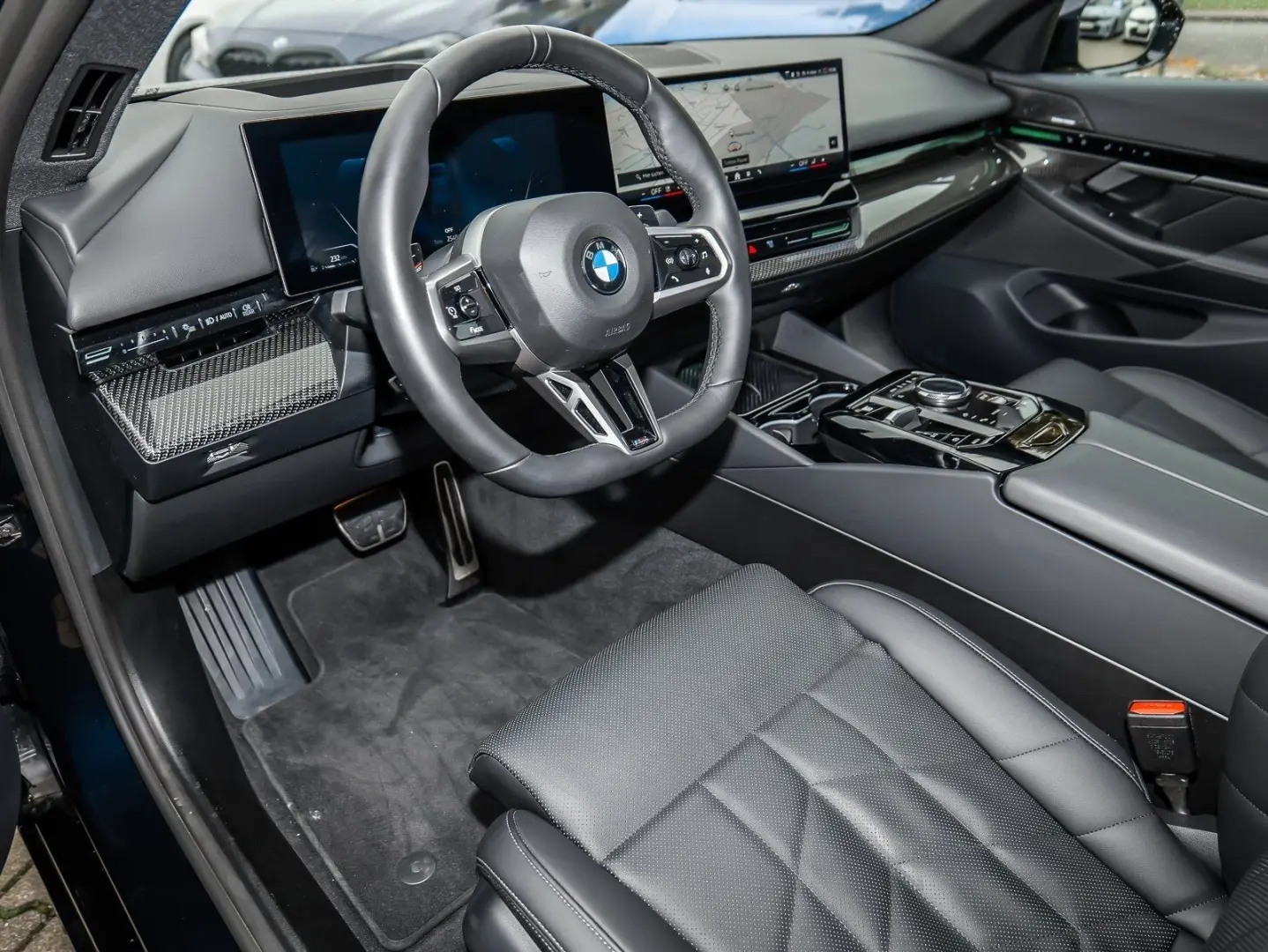 520i M Sport Pro Pano AHK DA  PA  IconicGlow