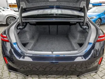 520i M Sport Pro Pano AHK DA  PA  IconicGlow