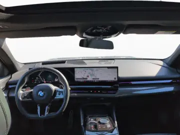 520i Limo M SPORT LiveProf St Go 360  Pano H K