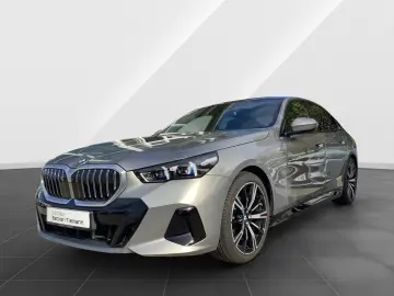 520d xDrive Limousine 20    M Paket   Pano   Bow
