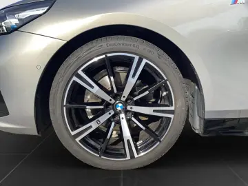 520d xDrive Limousine 20    M Paket   Pano   Bow
