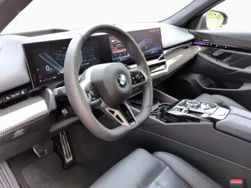 520i Limo M SPORT DAProf 360  AHK KomfSi H K