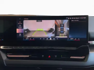 520d Limousine LivePro AdLED H K 360  DrA HUD