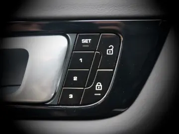 Cayenne E-Hybrid 18Wege Panorama 360  Luft AHK
