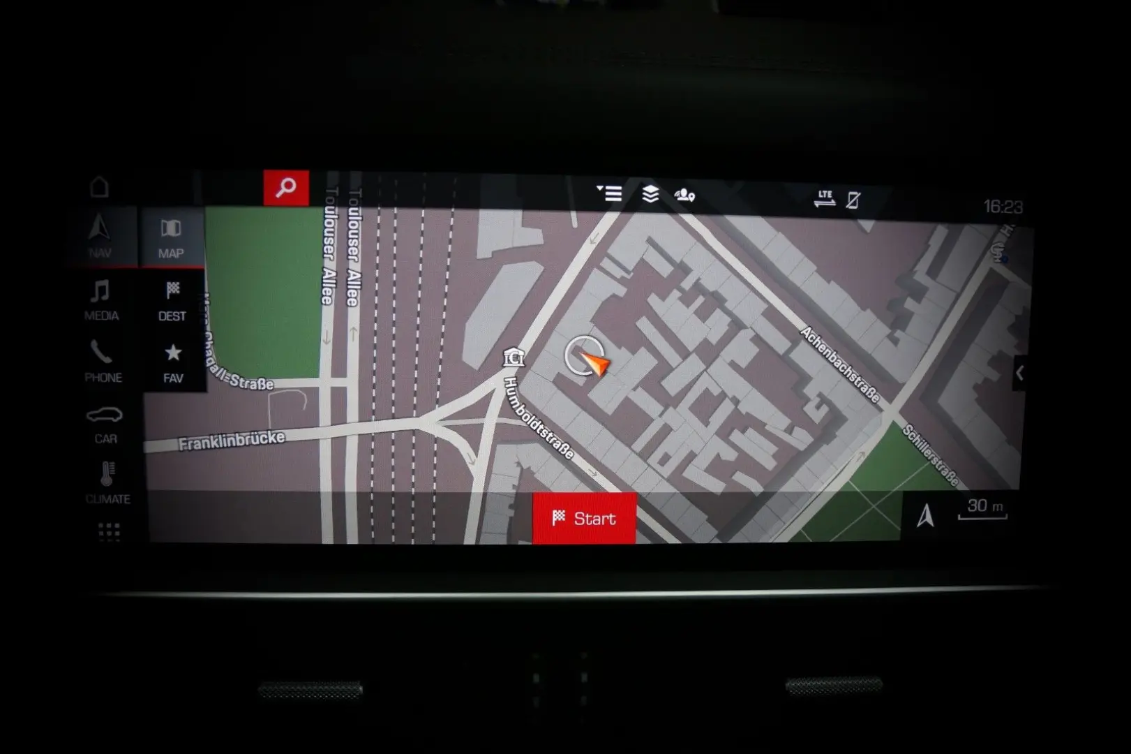 Cayenne E-Hybrid 18Wege Panorama 360  Luft AHK