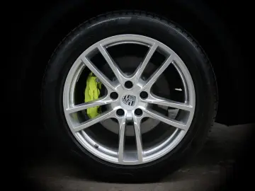 Cayenne E-Hybrid 18Wege Panorama 360  Luft AHK