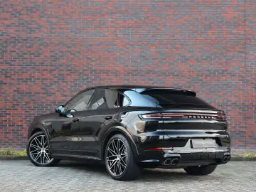 Cayenne Coupe E-Hybrid   Pano - AHK - BOSE