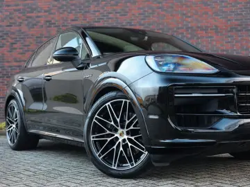 Cayenne Coupe E-Hybrid   Pano - AHK - BOSE
