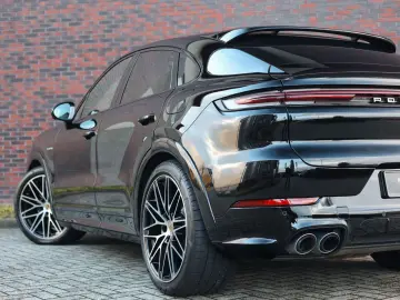Cayenne Coupe E-Hybrid   Pano - AHK - BOSE