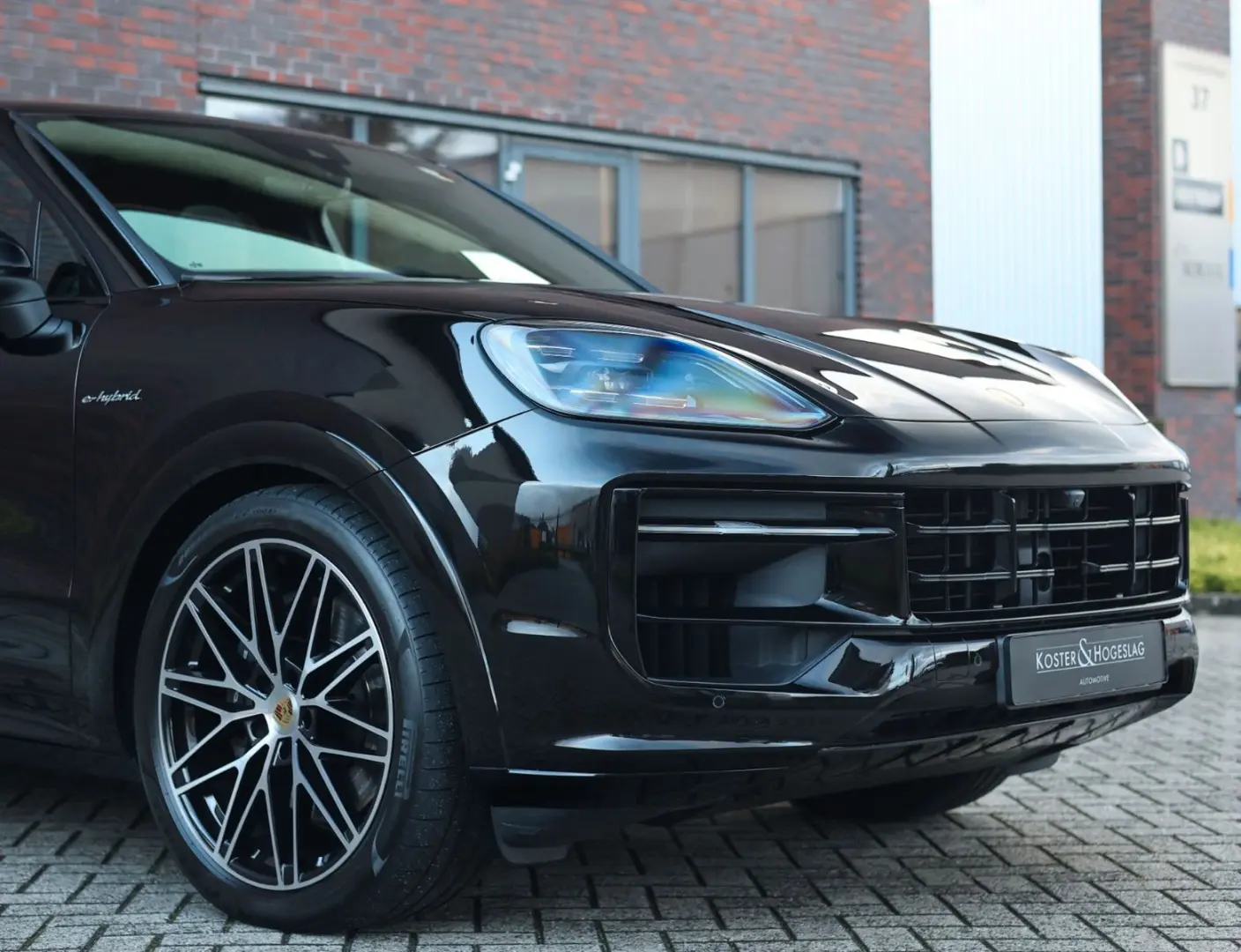 Cayenne Coupe E-Hybrid   Pano - AHK - BOSE
