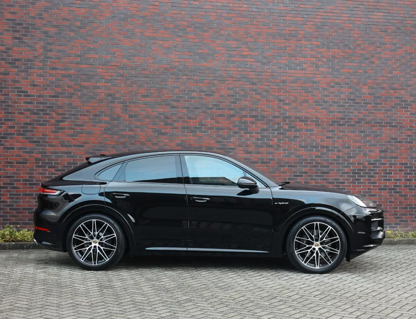 Cayenne Coupe E-Hybrid   Pano - AHK - BOSE