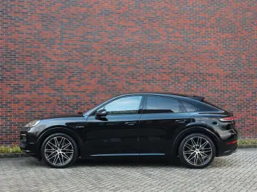 Cayenne Coupe E-Hybrid   Pano - AHK - BOSE