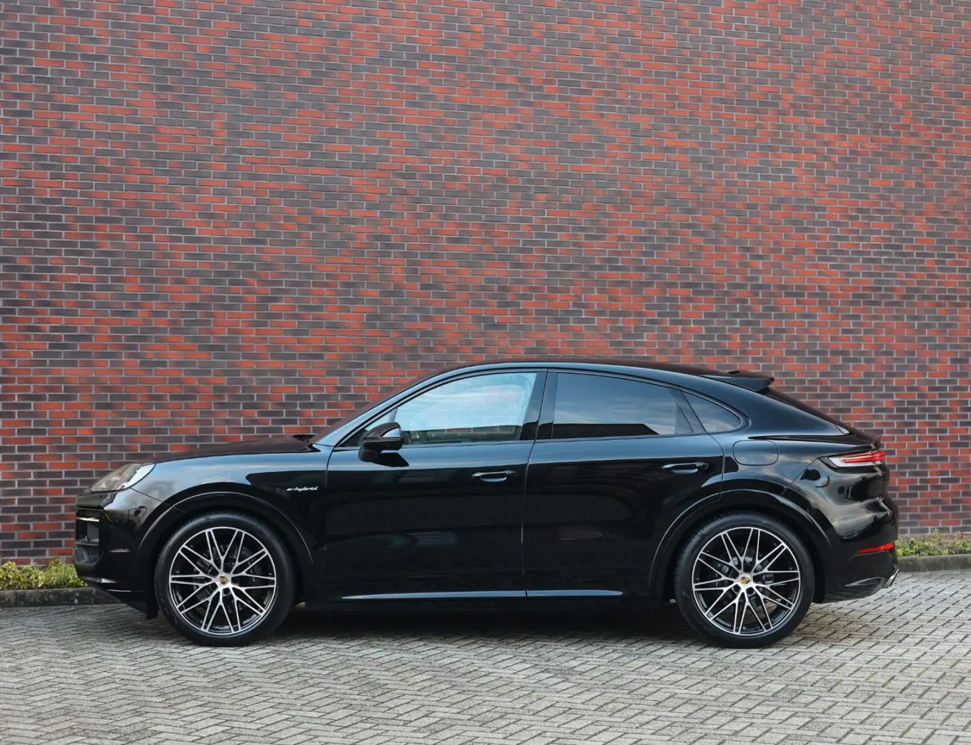 Cayenne Coupe E-Hybrid   Pano - AHK - BOSE