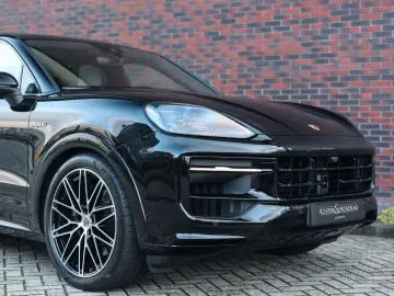 Cayenne Coupe E-Hybrid   Pano - AHK - BOSE