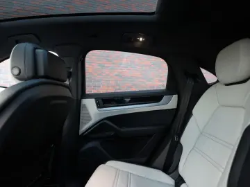 Cayenne Coupe E-Hybrid   Pano - AHK - BOSE