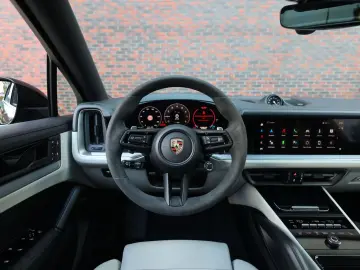 Cayenne Coupe E-Hybrid   Pano - AHK - BOSE