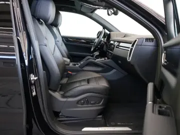 Porsche Cayenne E-Hybrid LUFT PANO HeadUP ACC