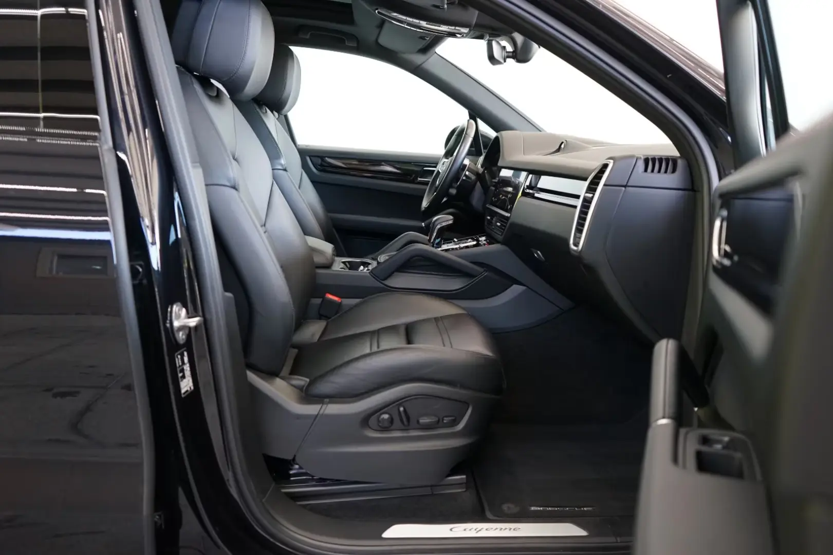 Porsche Cayenne E-Hybrid LUFT PANO HeadUP ACC