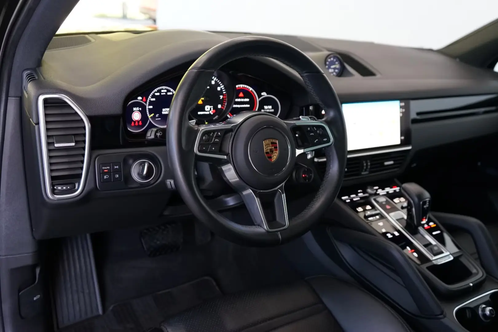 Porsche Cayenne E-Hybrid LUFT PANO HeadUP ACC