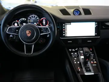Porsche Cayenne E-Hybrid LUFT PANO HeadUP ACC