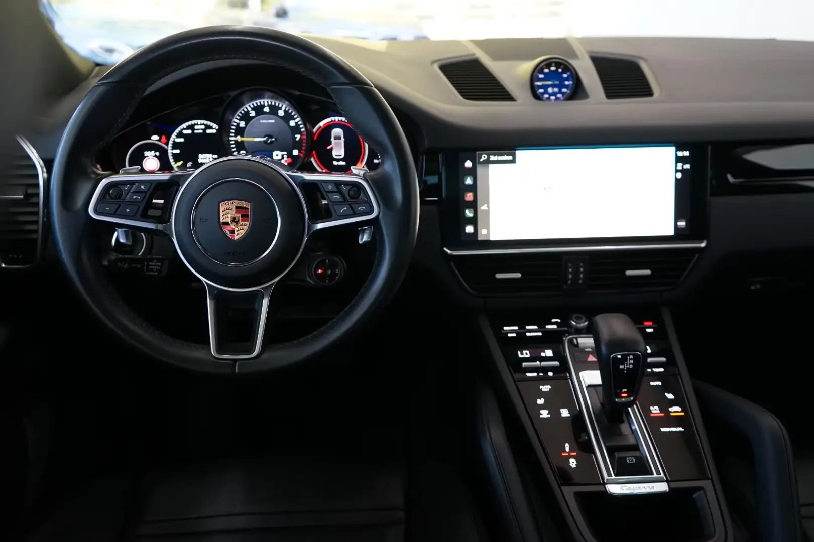 Porsche Cayenne E-Hybrid LUFT PANO HeadUP ACC