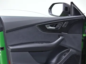 Q8 50 TDI quattro Competition Plus  22   Standh