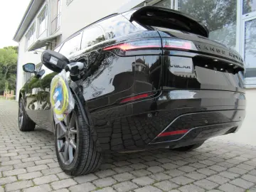 MY25 P400e DYN HSE LUXUS HEAD 3D 750W BELÜ NP111